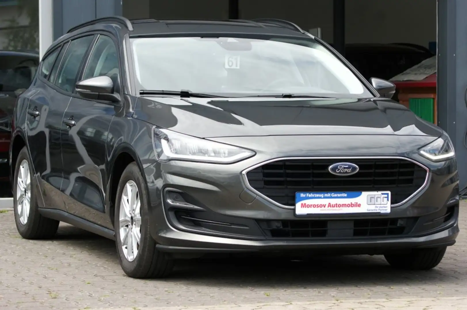 Ford Focus Turnier 1.5 EcoBlue Start-Stopp-System Aut. COOL&C Серый - 2