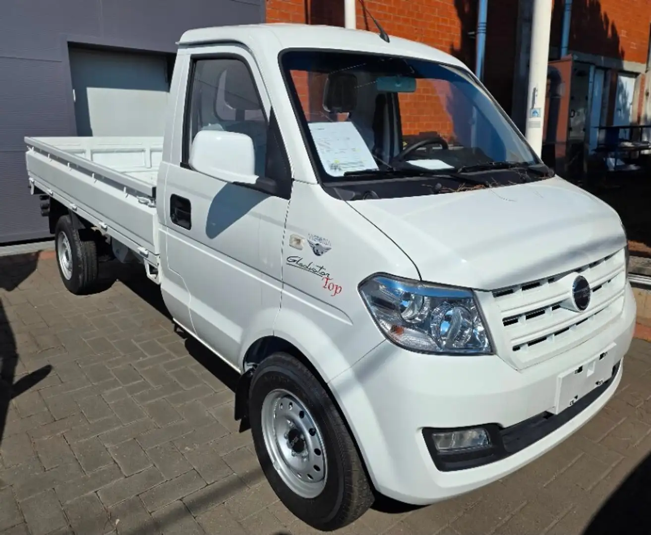 Giotti Victoria Gladiator 1.5 Cassonato Alb - 1