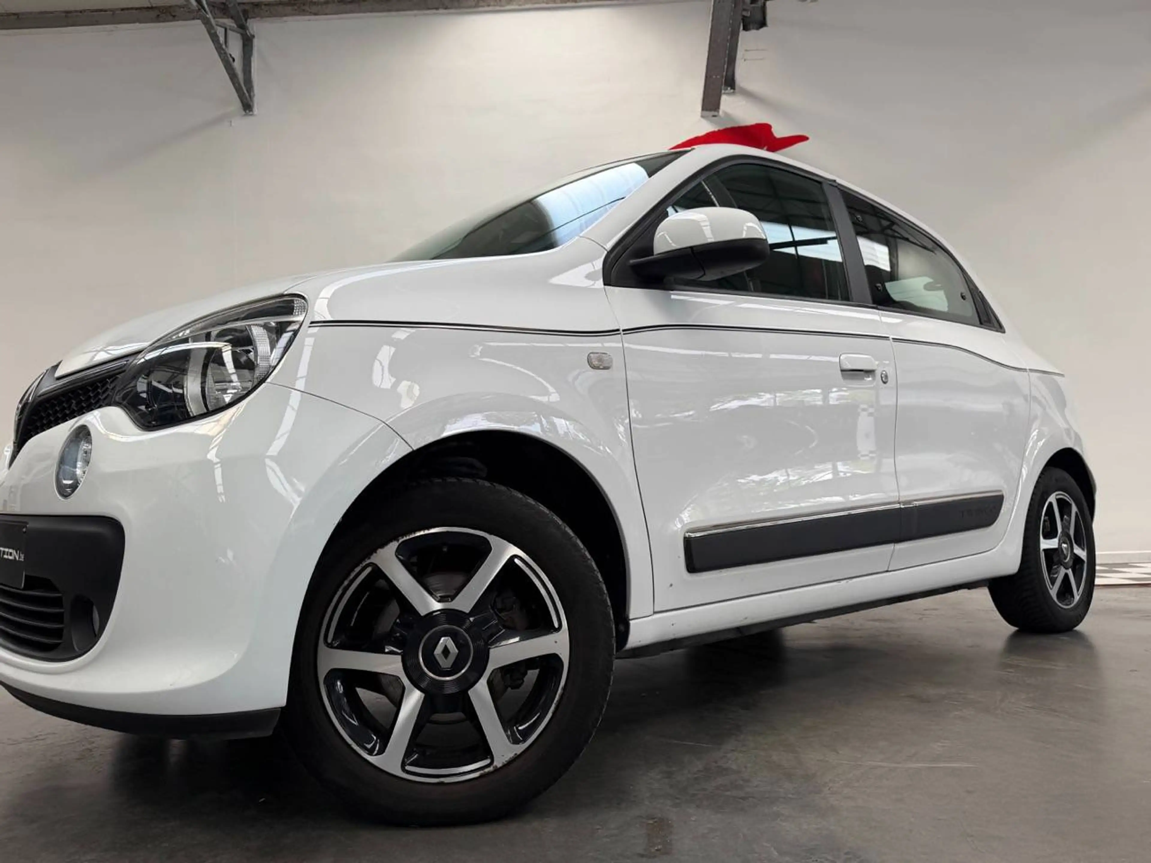Renault Twingo Twingo 1.0i SCe Chic — photo 6
