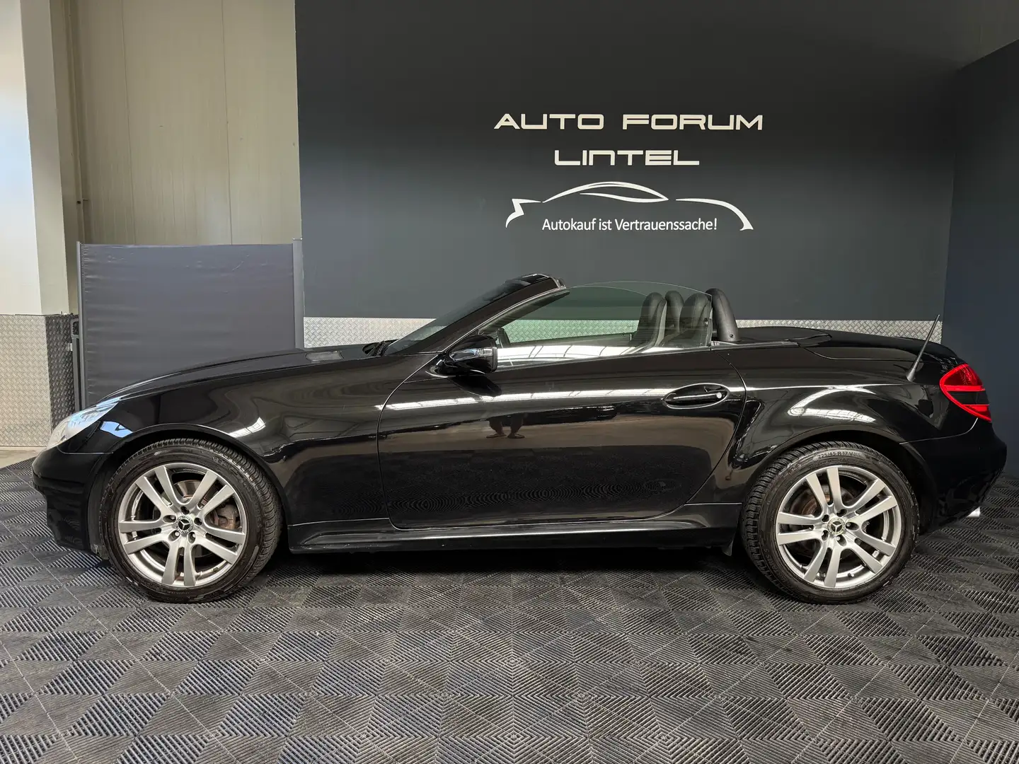 Mercedes-Benz SLK 200 Kompressor-LEDER-SERVICE NEU-ALU-ZV-ALLWETTER- Noir - 2