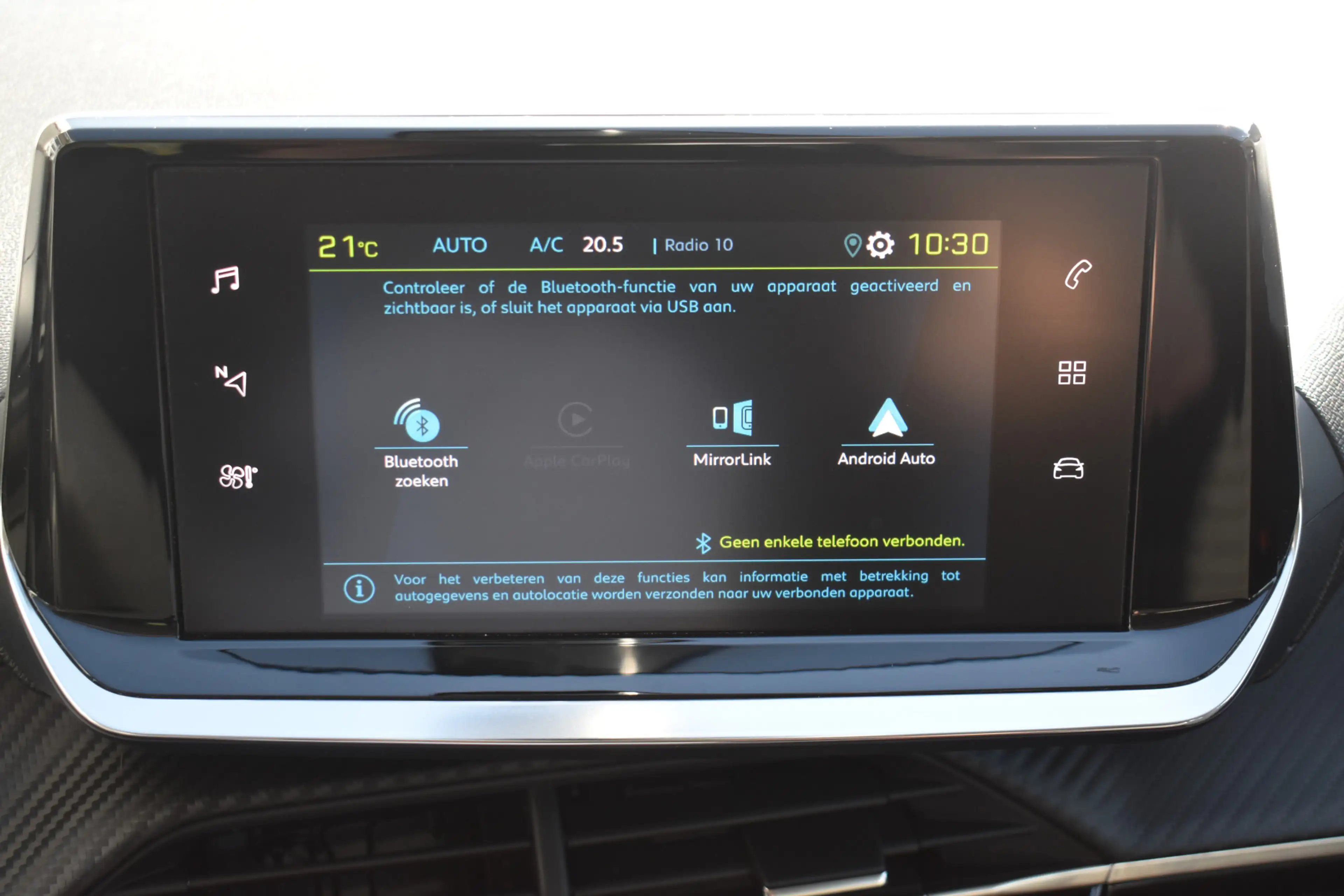 Peugeot e-2008 EV Active 50 kWh — photo 12