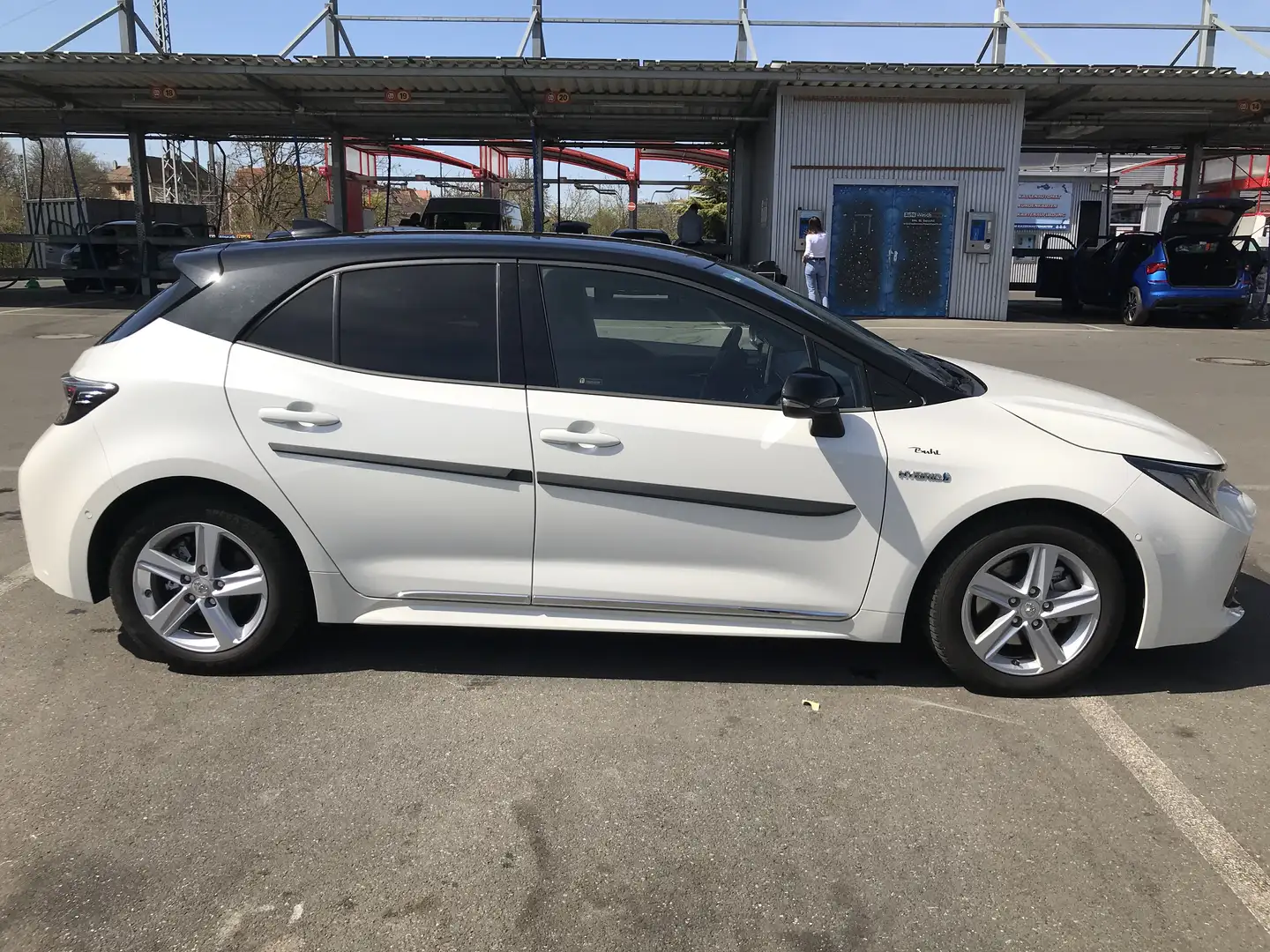 Toyota Corolla 2.0 Hybrid Club - 1