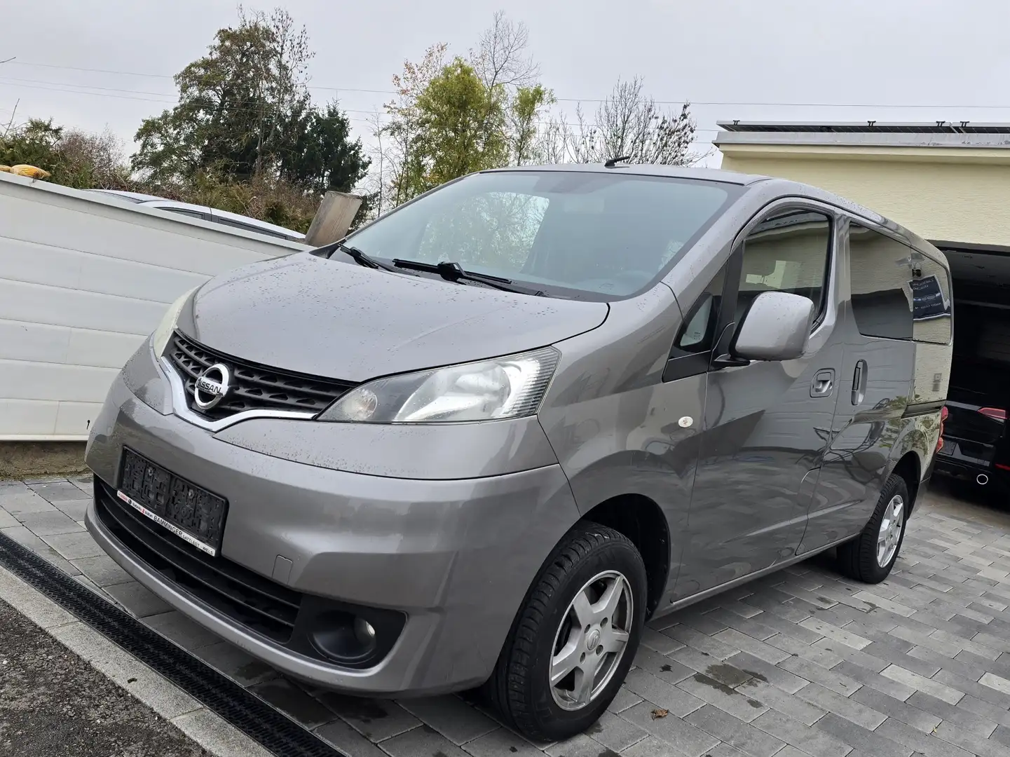 Nissan NV200 Kombi 16V Comfort Öl-Service, Bremsen,Reifen neu Grau - 2