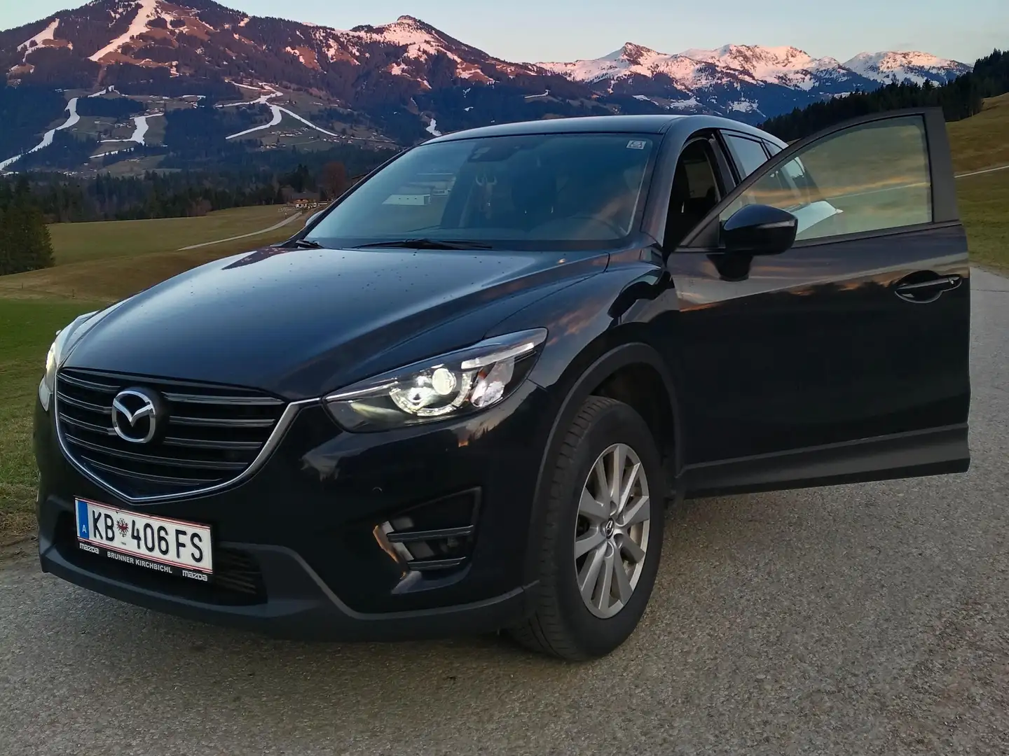 Mazda CX-5 CX-5 CD150 AWD Attraction Attraction Schwarz - 1
