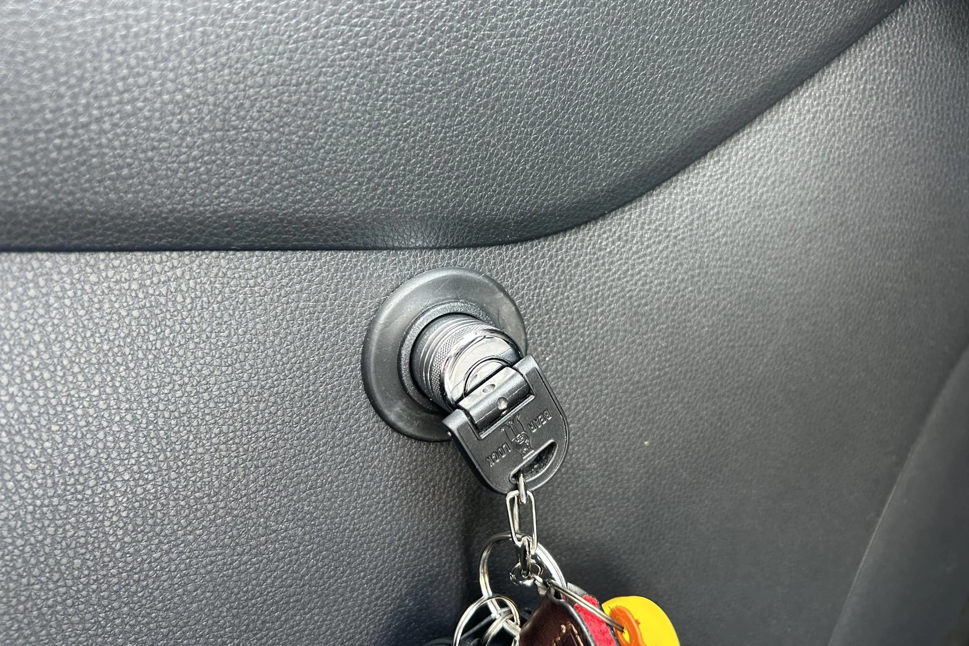 Toyota RAV 4 2.5 Hybrid AWD Bi tone, Bearlock, Trekhaak! — photo 5