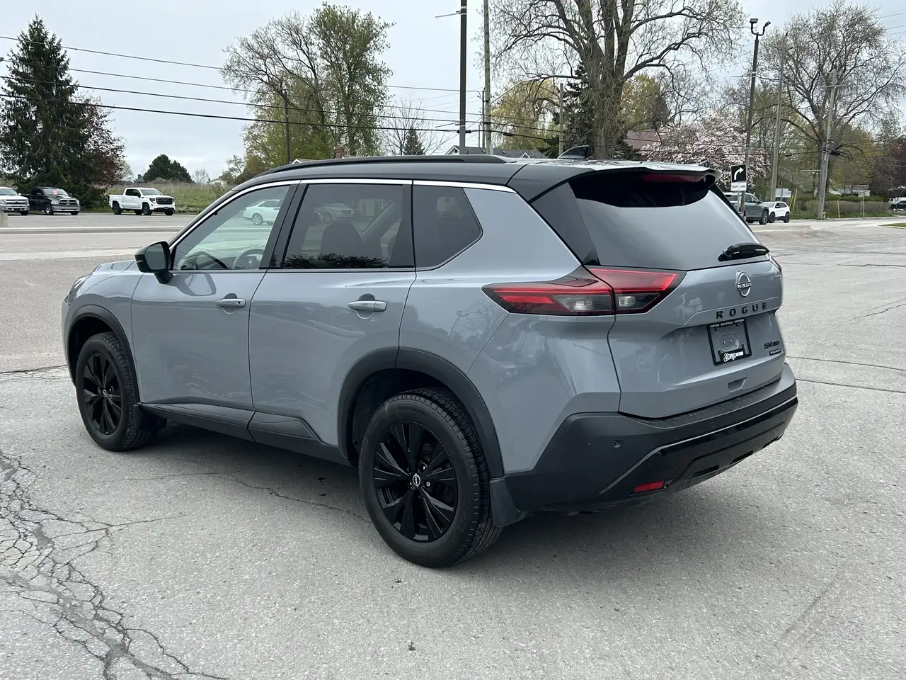 Nissan Rogue снимка Nissan Rogue