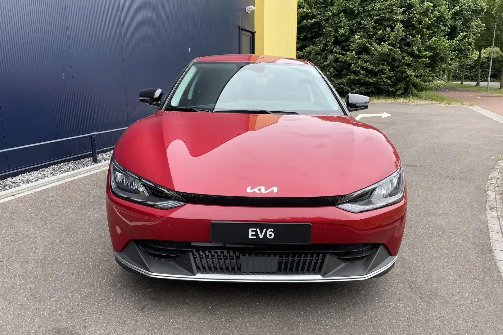 Kia EV6 Air 58 kWh / Demo / Stoel en stuurwielverwarming Rood - 2