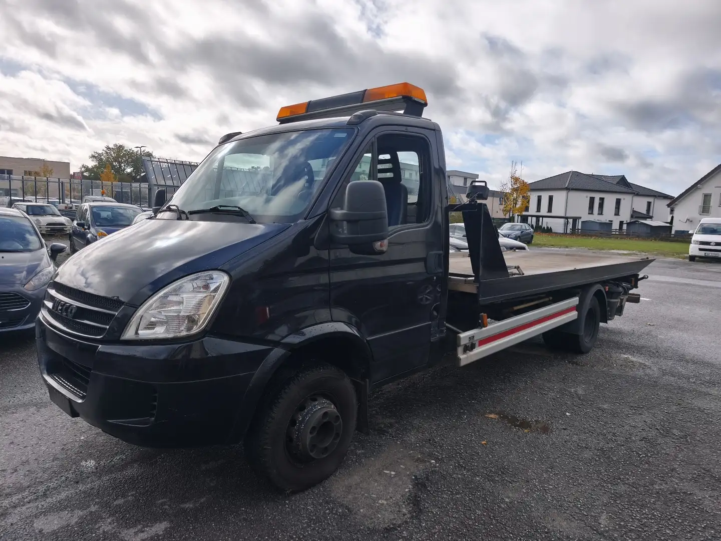 Iveco Daily C65C Schwarz - 1