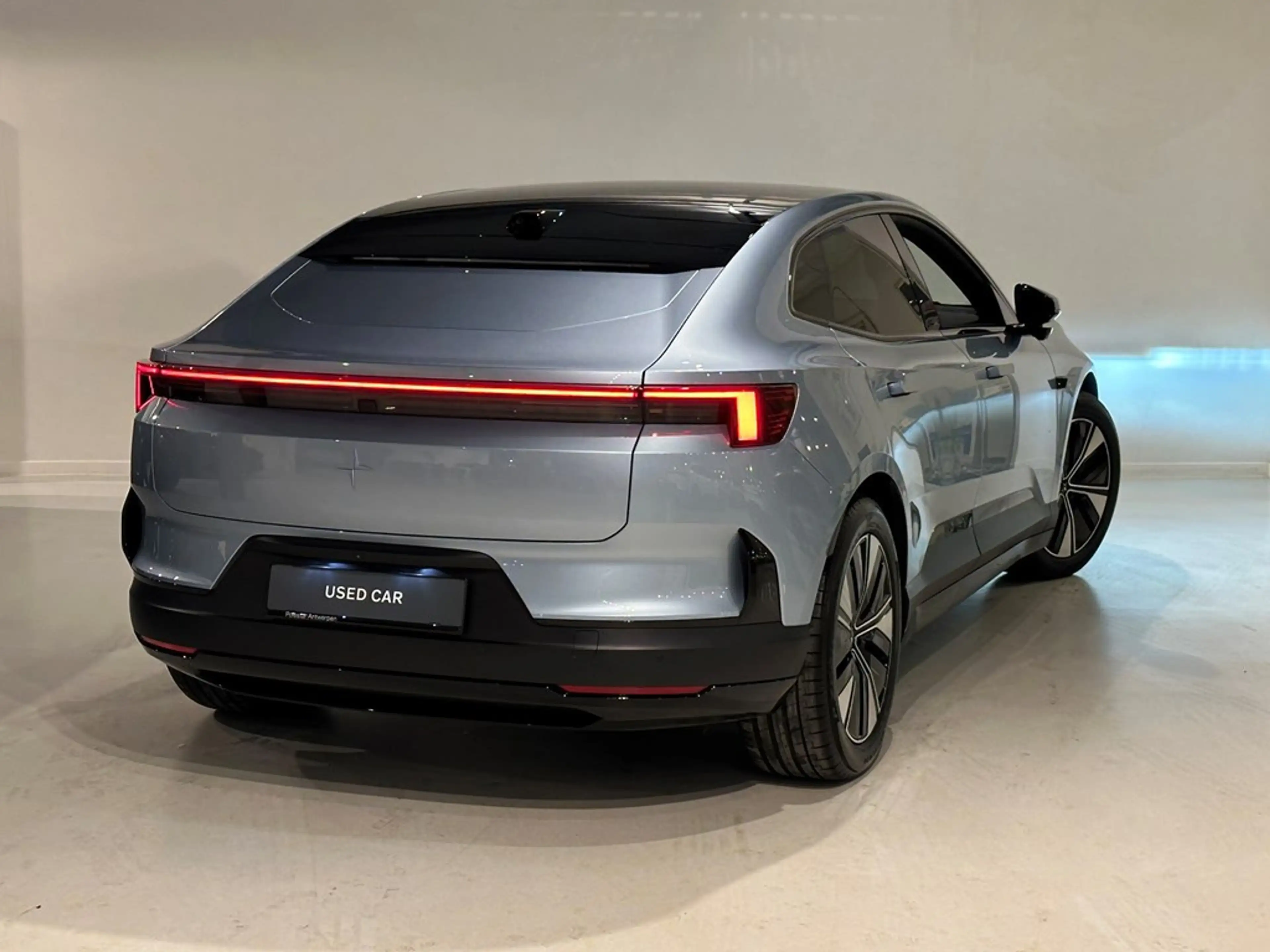 Polestar 4 Long Range PILOT PLUS PACK — photo 2