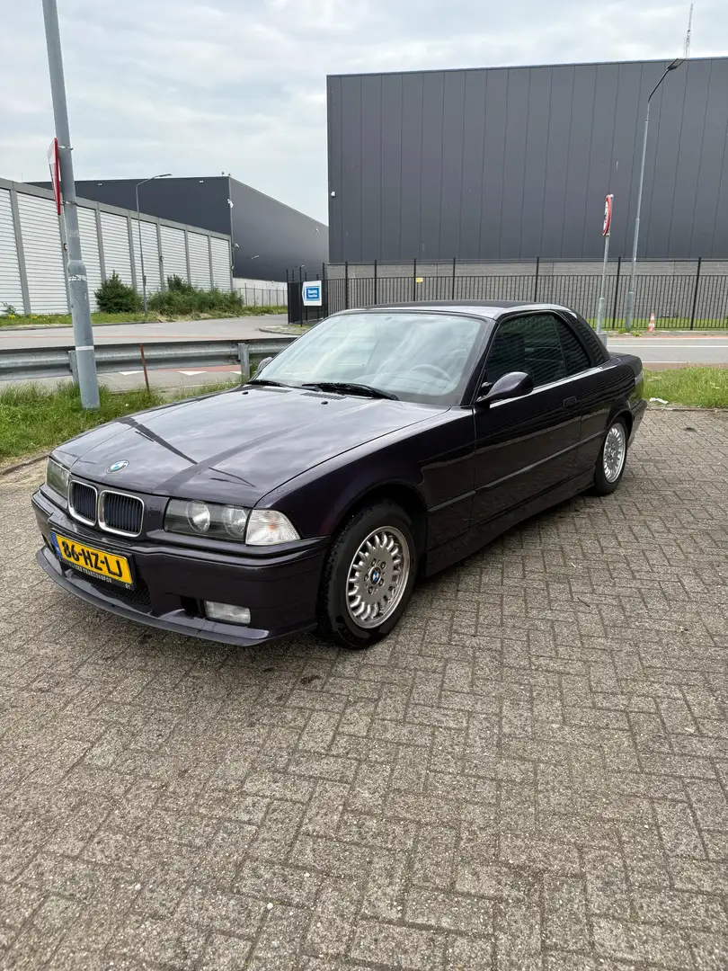 BMW 320 320i - 2
