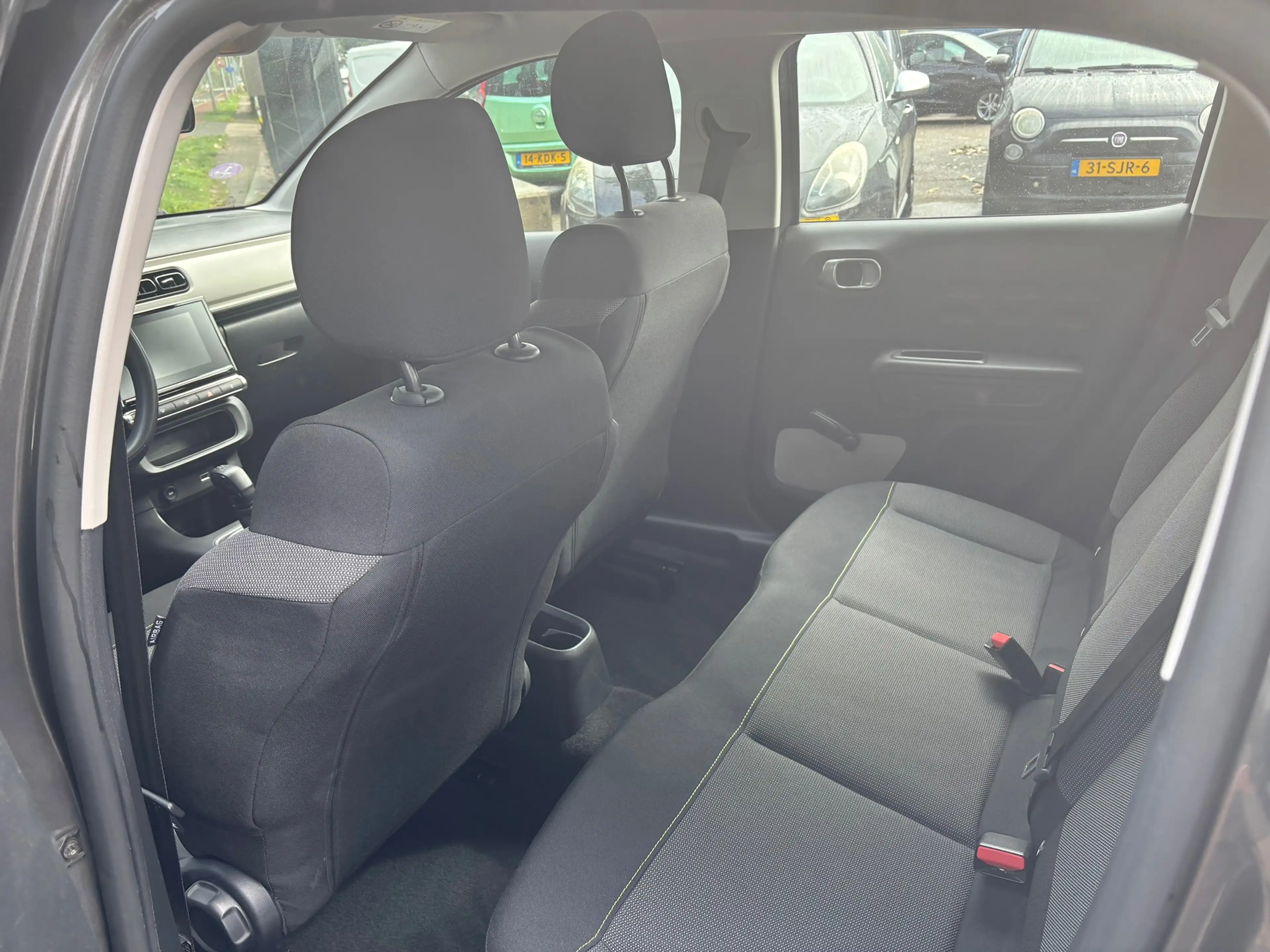 Citroen C3 1.2 PureTech Live — photo 9
