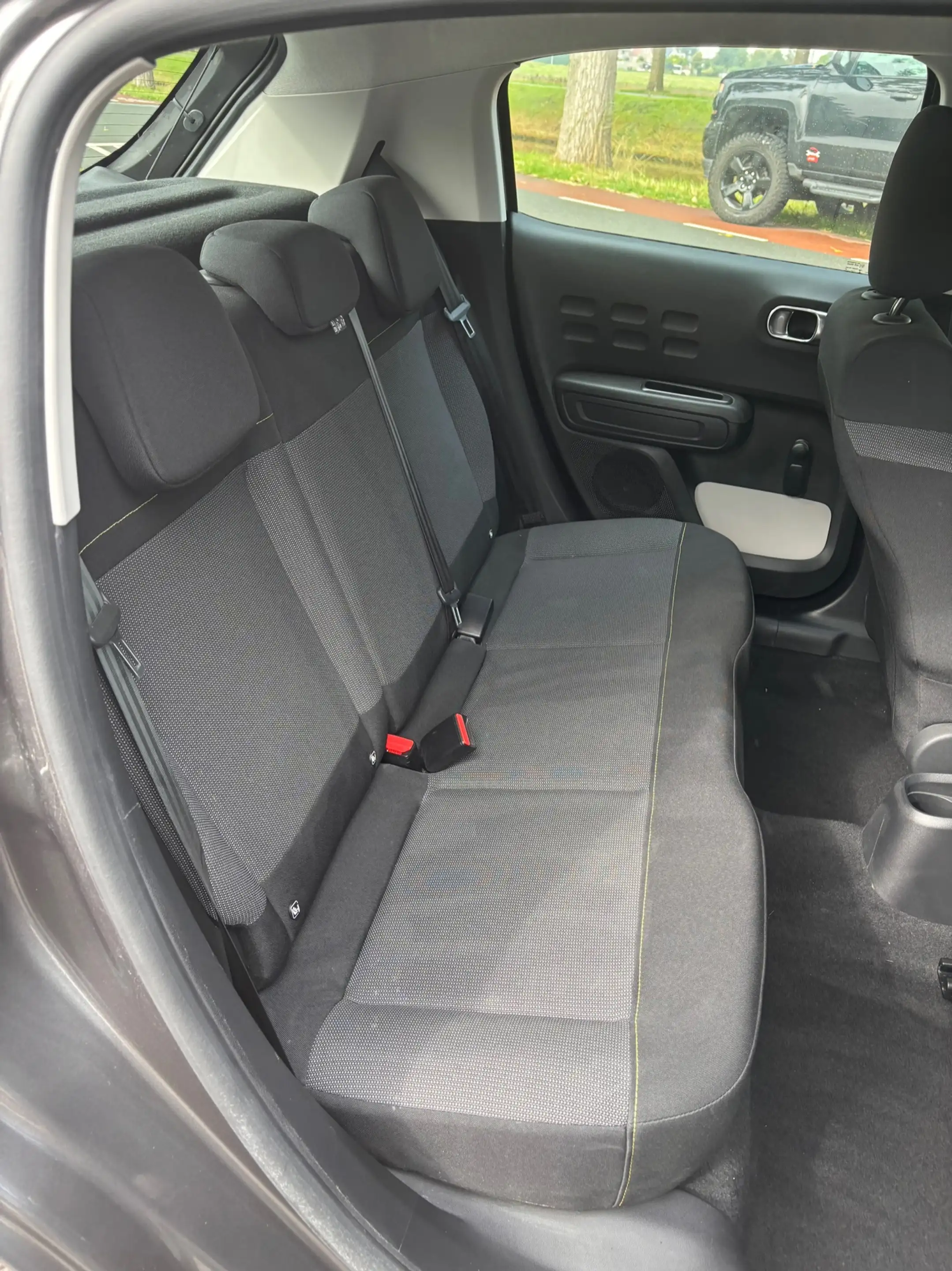 Citroen C3 1.2 PureTech Live — photo 12