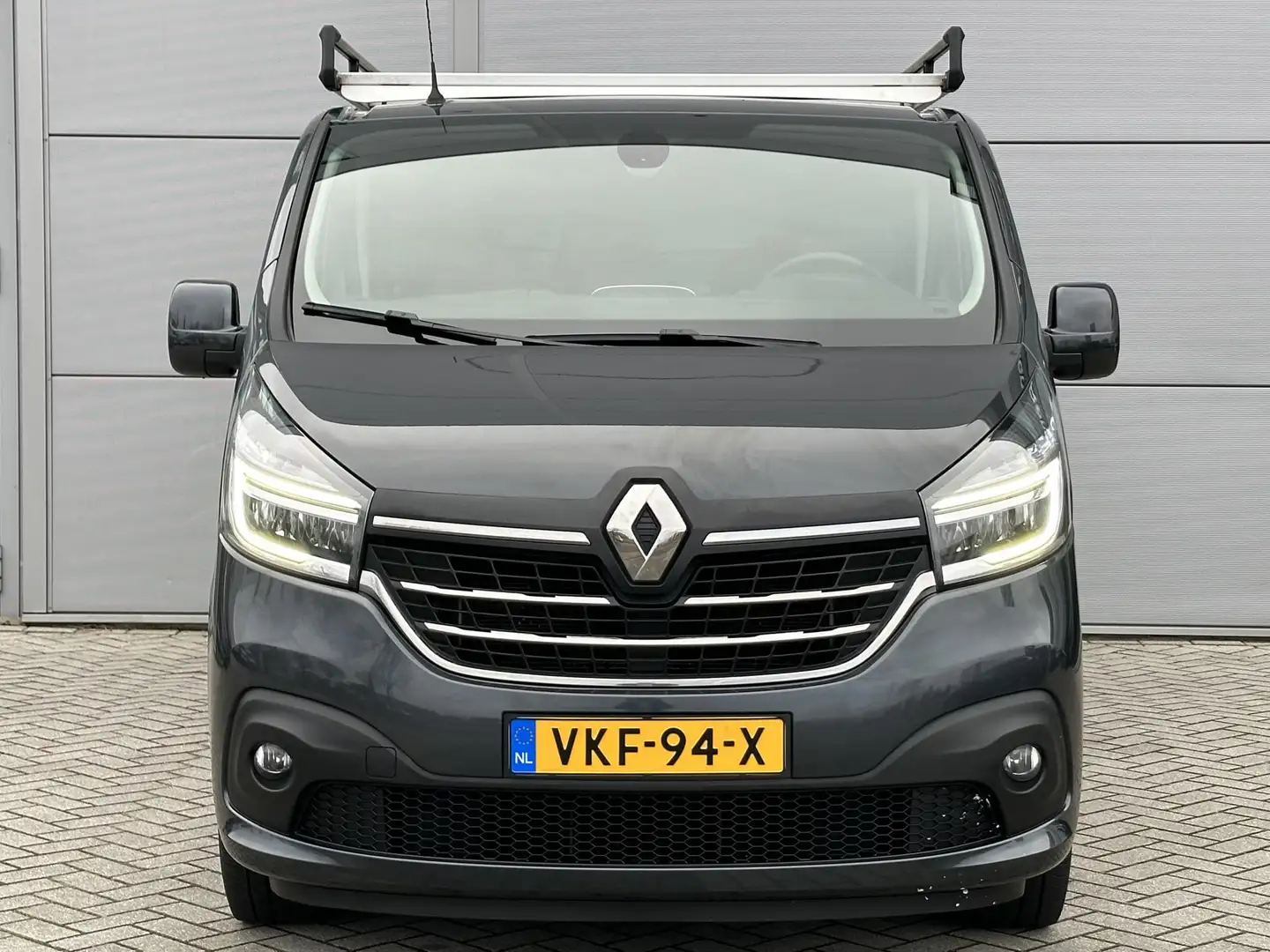 Renault Trafic 2.0 dCi 170 T29 L2H1 Luxe Automaat | CLIMATE CONTR Grijs - 2