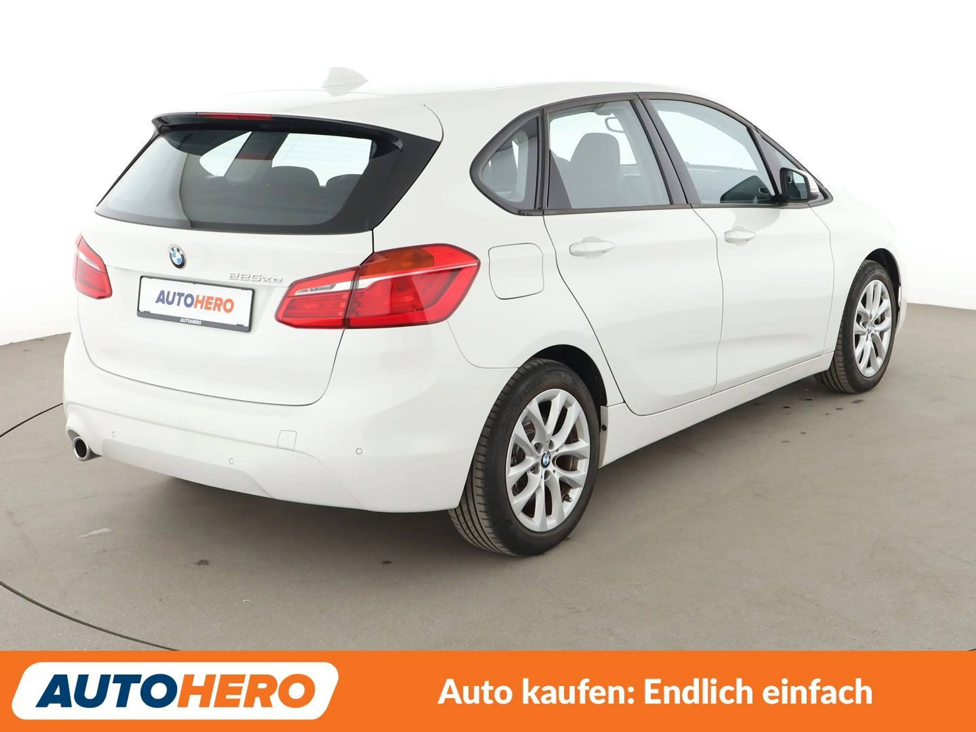 BMW 225 225xe Active Tourer *NAVI*PDC*SHZ* — photo 6