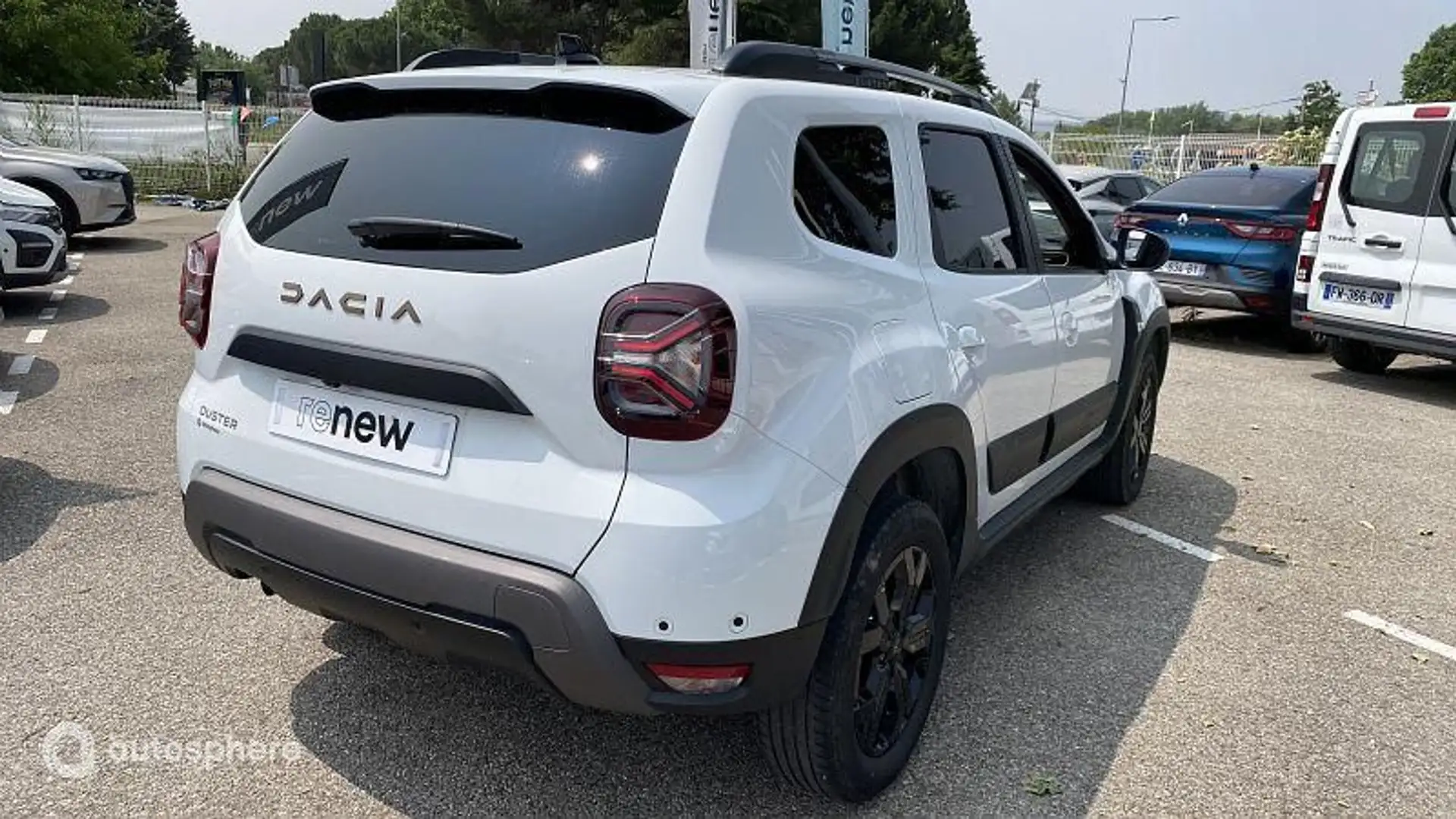 Dacia Duster 1.3 TCe 150ch FAP Extreme 4x2 EDC - 2