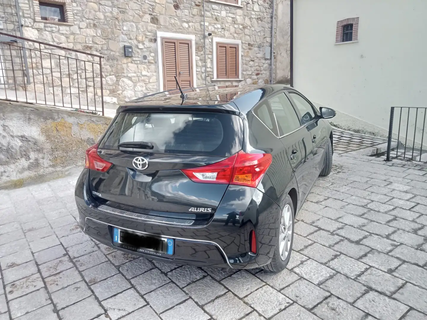 Toyota Auris 5p 1.4 d-4d Lounge - 2
