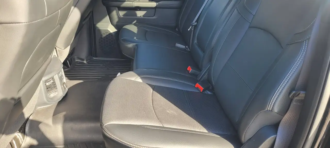 RAM 2500 снимка RAM 2500