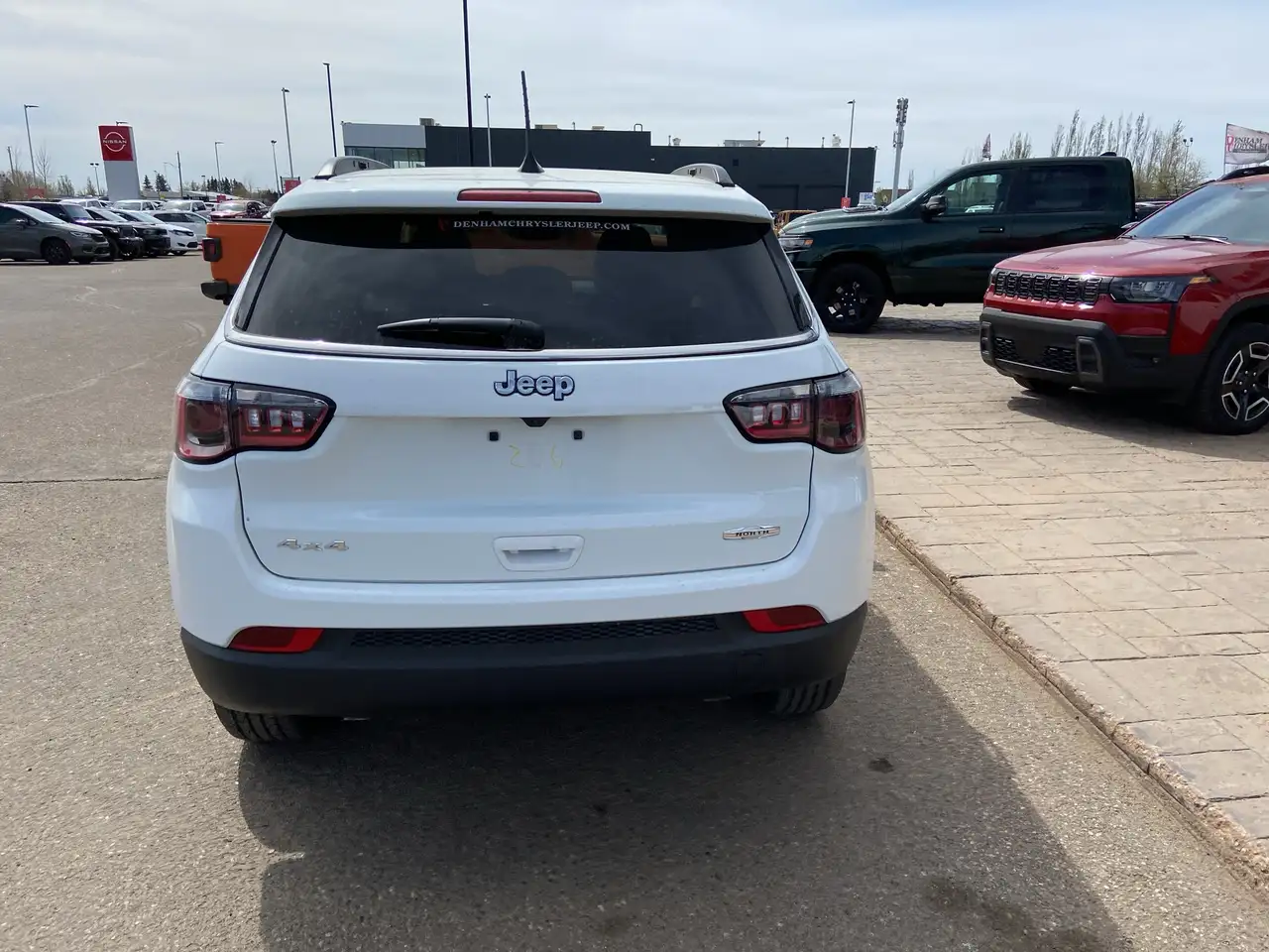 Jeep Compass снимка Jeep Compass