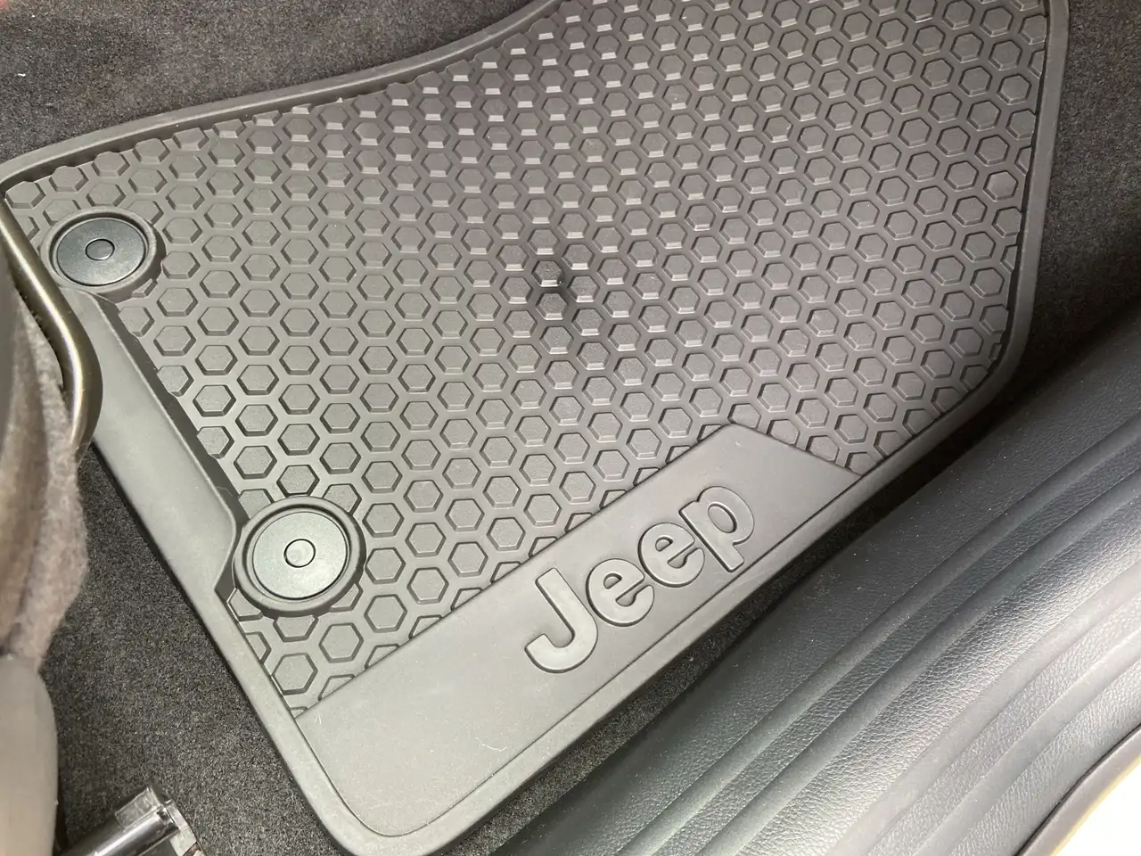 Jeep Compass снимка Jeep Compass