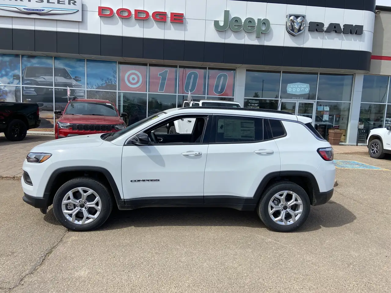 Jeep Compass снимка Jeep Compass