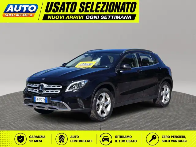 Mercedes-Benz GLA 200 200 D PREMIUM CAMBIO AUTOMATICO/EURO6C/CAMERA/NAVI/LED