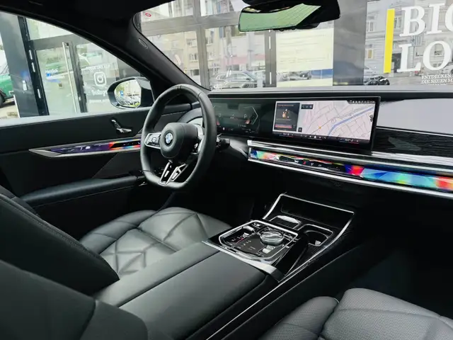 BMW M view 10