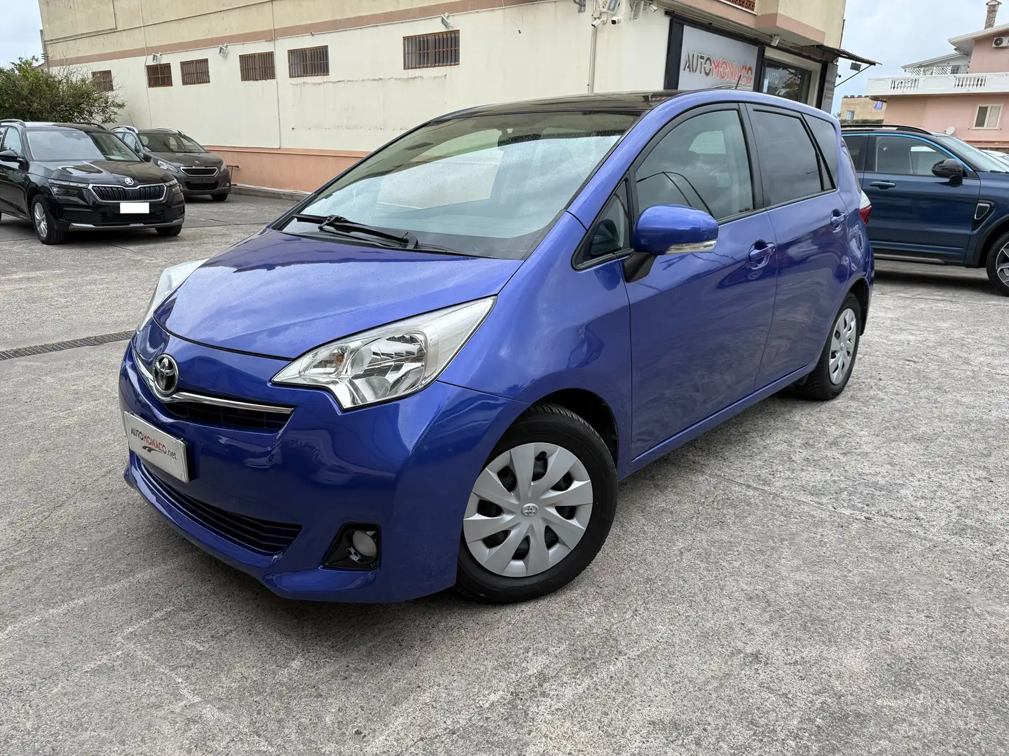 Toyota Verso-S 1.4D MT Lounge Azul - 1