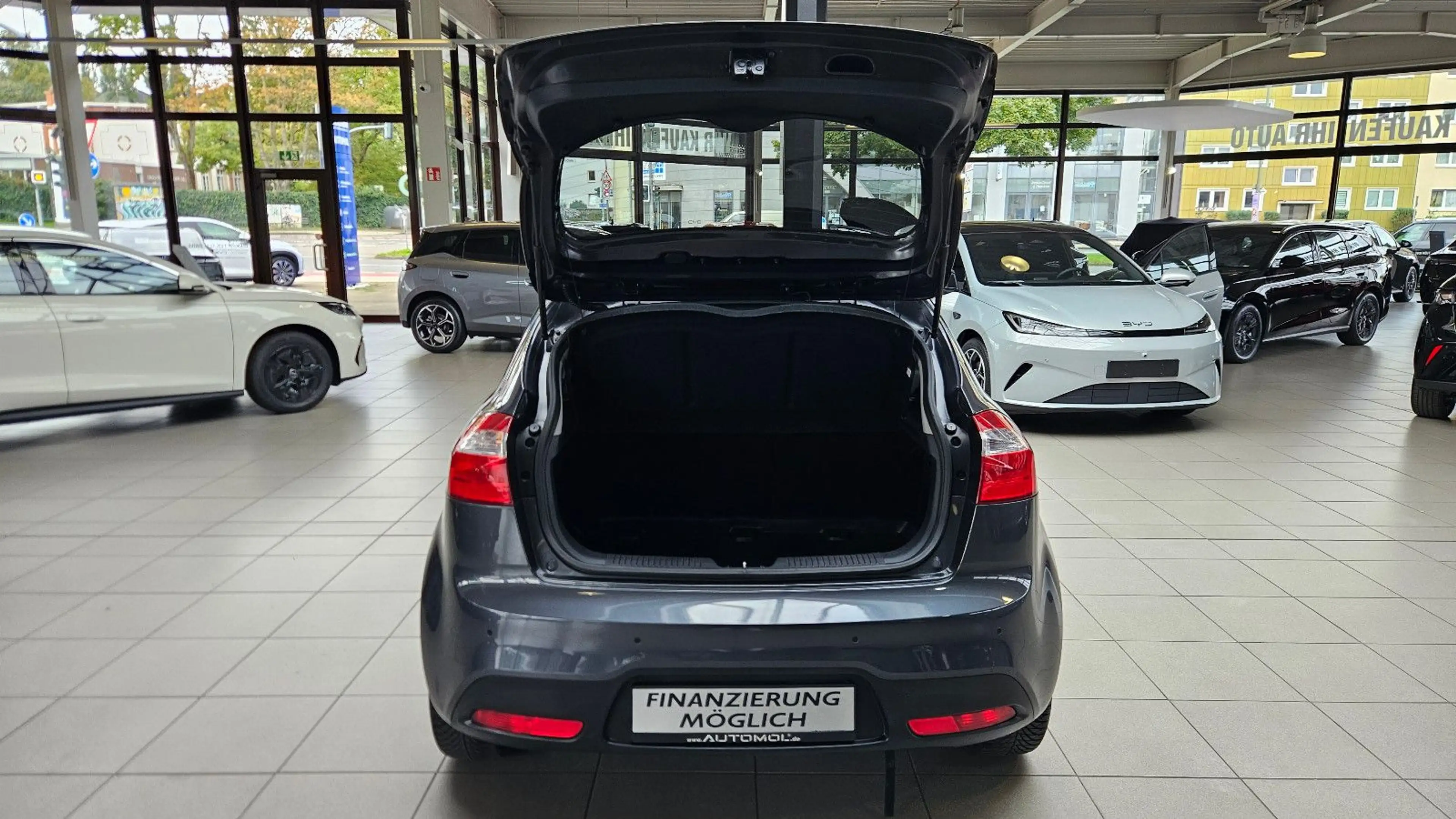 Kia Rio Dream Team * SHZ * LHZ * Allwetter Reifen * — photo 8