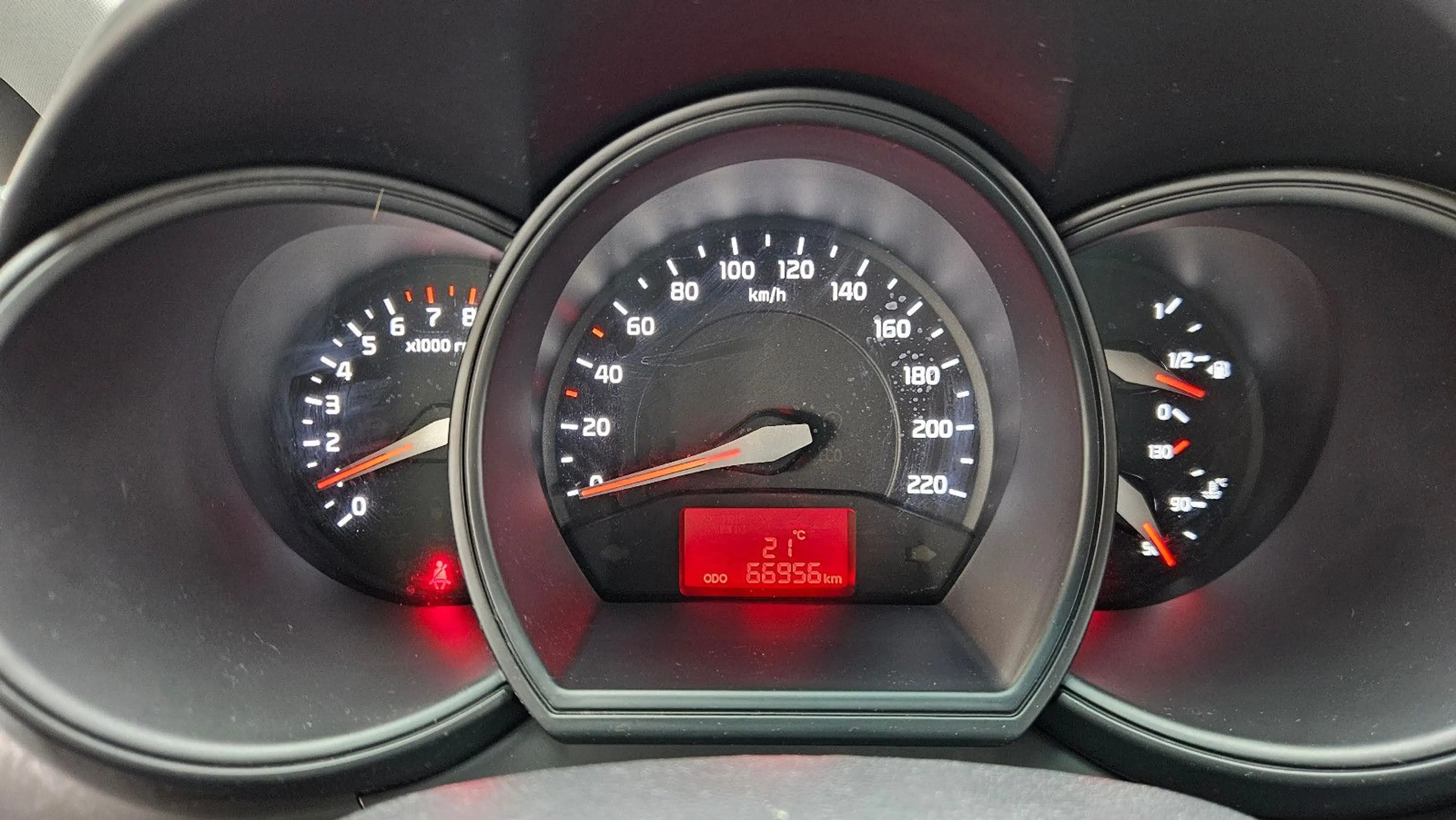 Kia Rio Dream Team * SHZ * LHZ * Allwetter Reifen * — photo 10