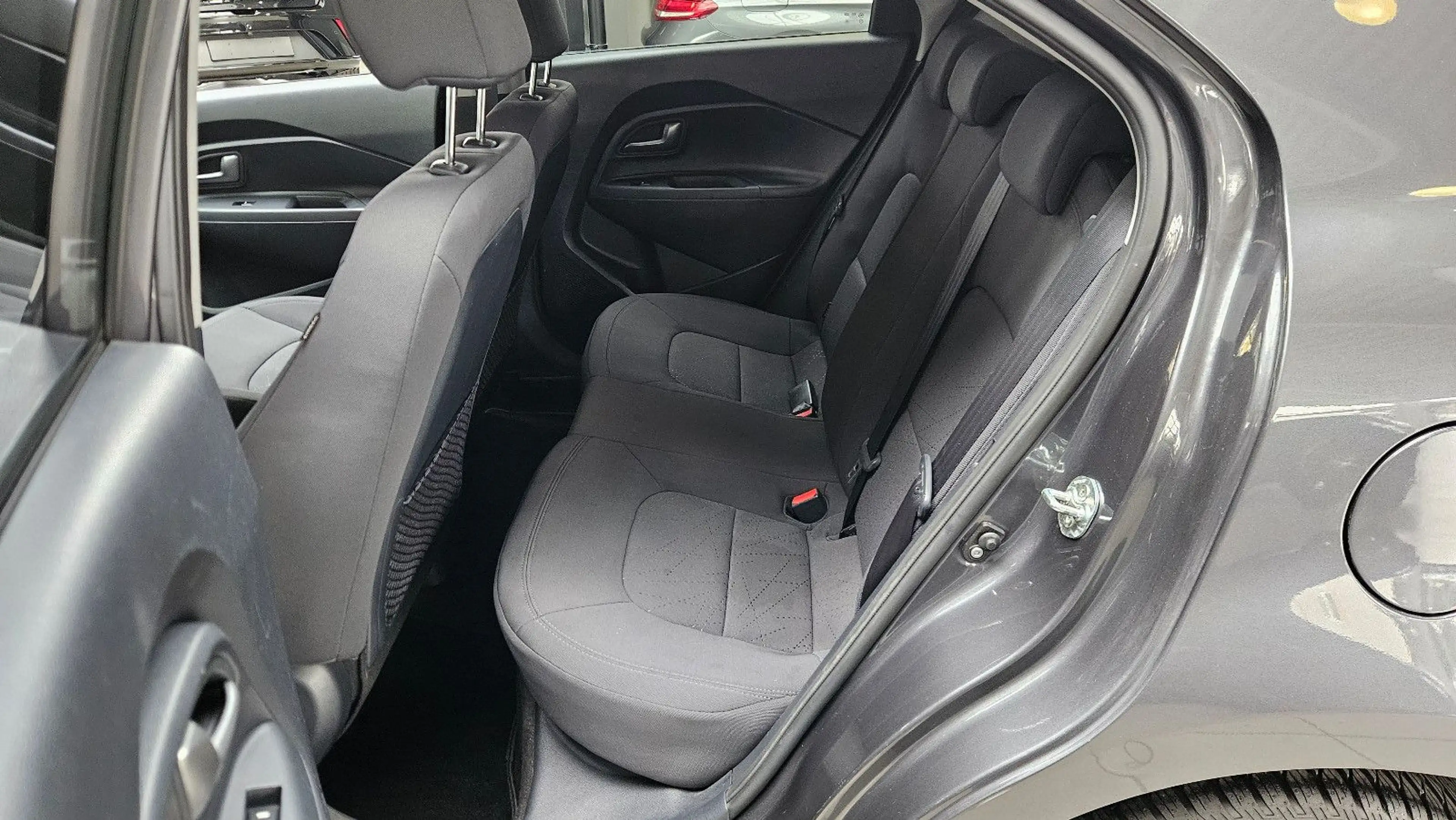 Kia Rio Dream Team * SHZ * LHZ * Allwetter Reifen * — photo 13