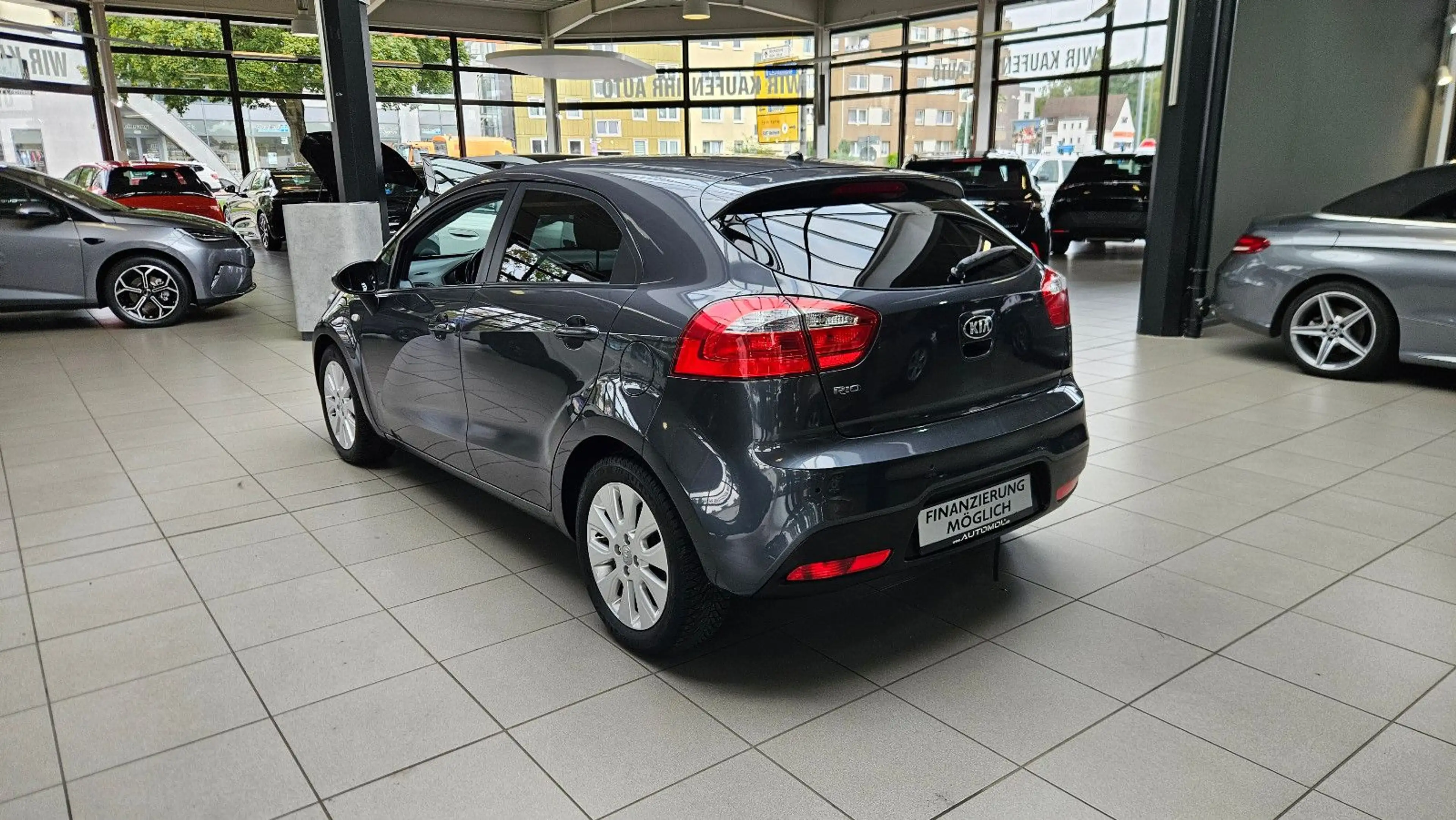 Kia Rio Dream Team * SHZ * LHZ * Allwetter Reifen * — photo 2