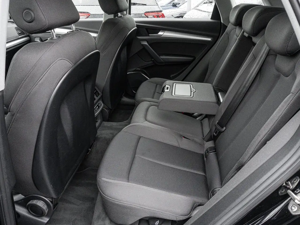 Audi Q5 TFSI 50 TFSI e quattro 220 S tronic advanced LED N 16