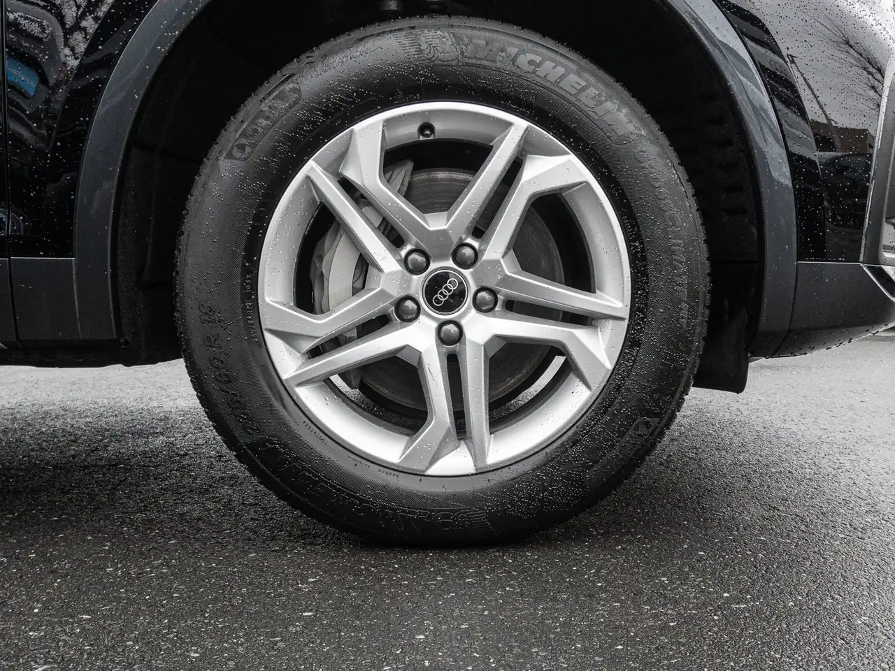 Audi Q5 TFSI 50 TFSI e quattro 220 S tronic advanced LED N 8