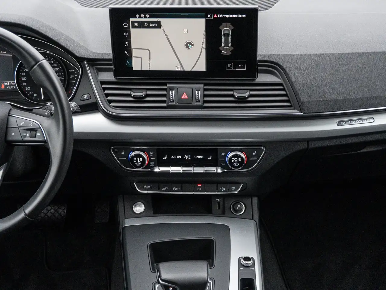 Audi Q5 TFSI 50 TFSI e quattro 220 S tronic advanced LED N 13