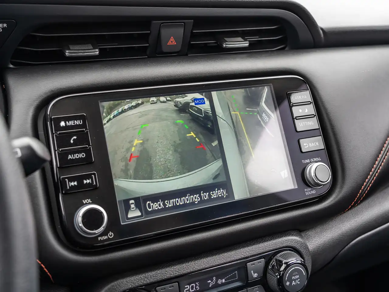 Nissan Kicks снимка Nissan Kicks