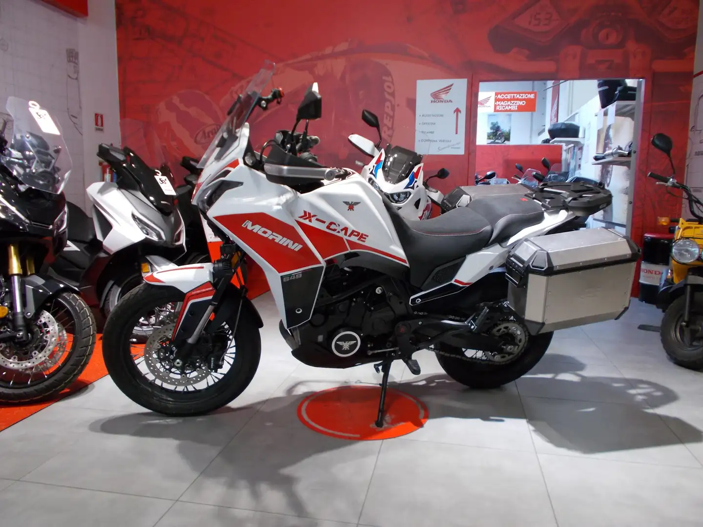 Moto Morini X-Cape 650 Blanco - 1