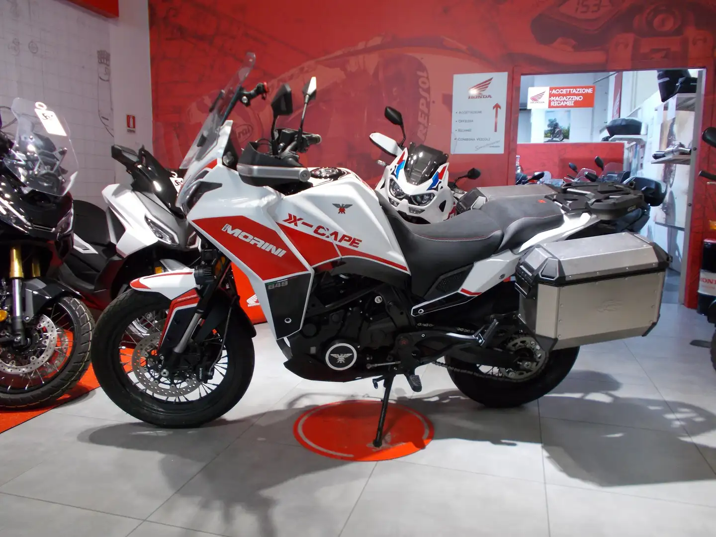 Moto Morini X-Cape 650 Blanco - 2