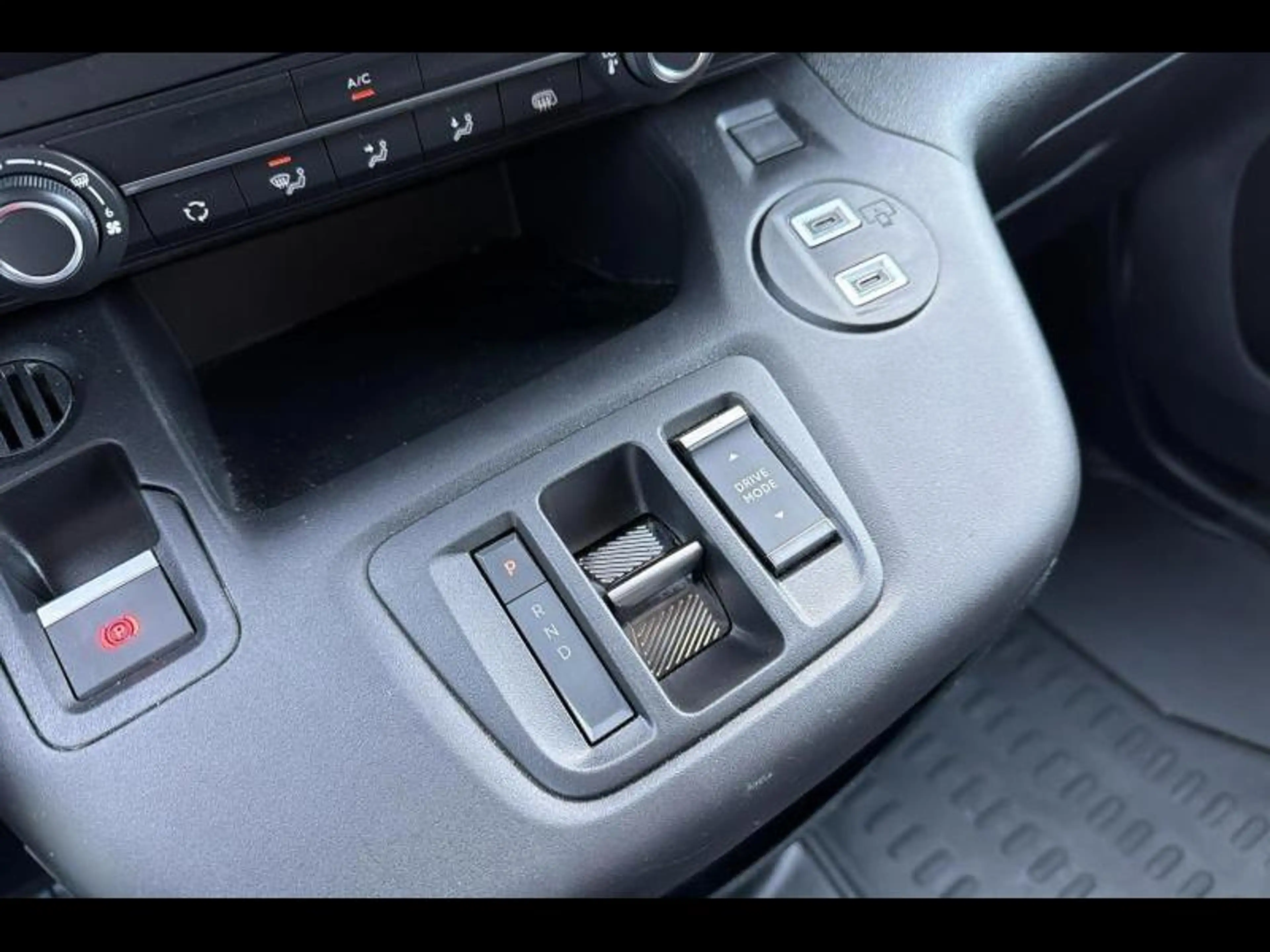 Peugeot Partner 50KwH -3PL-16 VELG-GPS-VISION + — photo 12