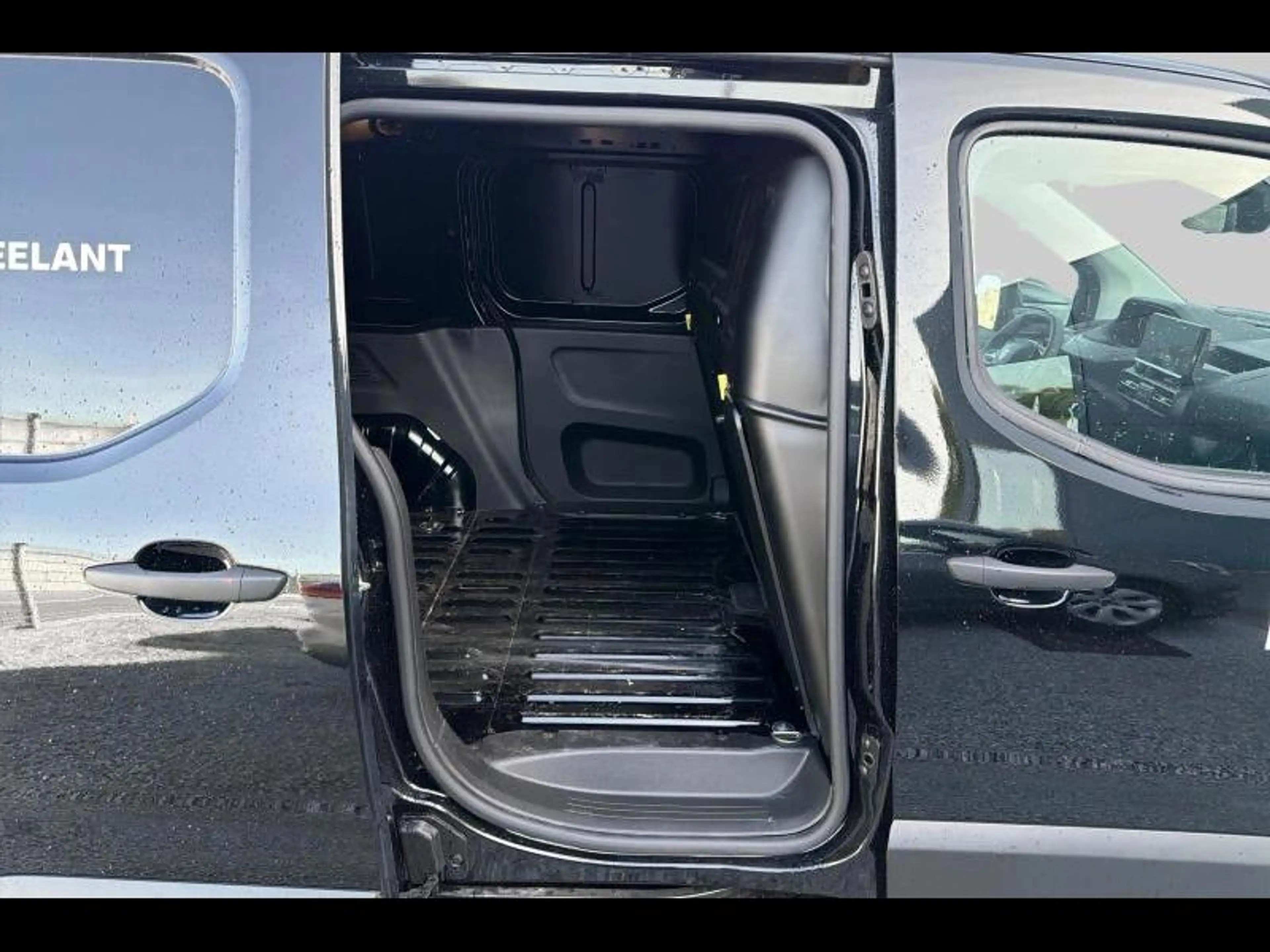Peugeot Partner 50KwH -3PL-16 VELG-GPS-VISION + — photo 14