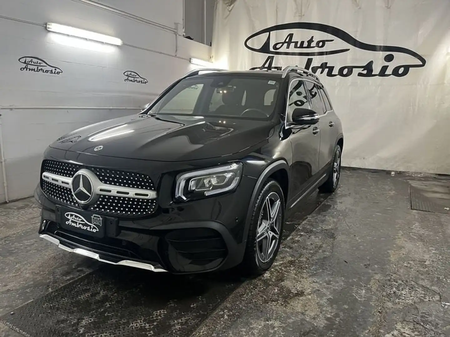 Mercedes-Benz GLB 200 GLB 200 d Automatic Premium AMG TUA DA 369,00 al Černá - 1