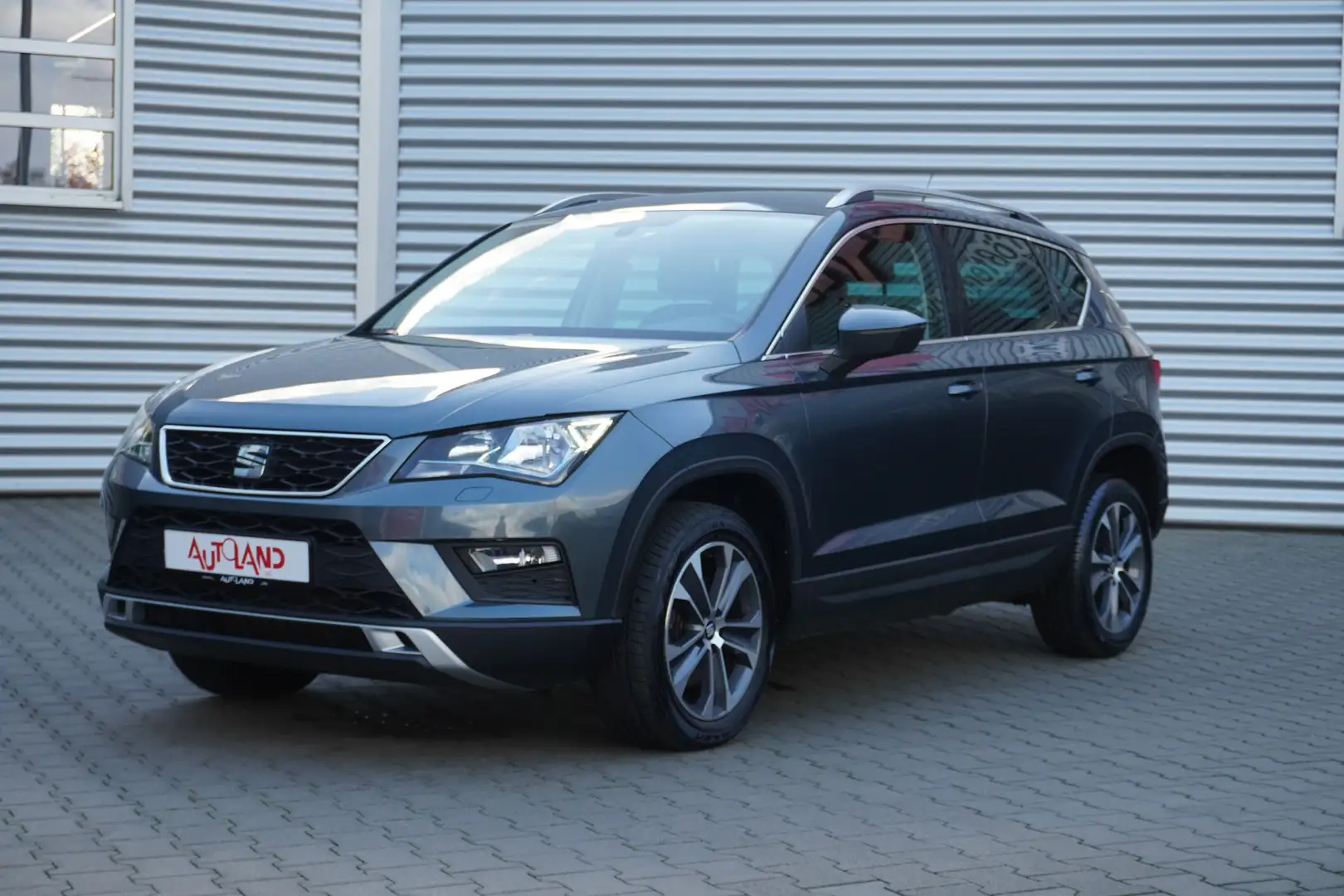SEAT Ateca 1.0 TSI Reference Navi Tempomat PDC USB Gris - 2