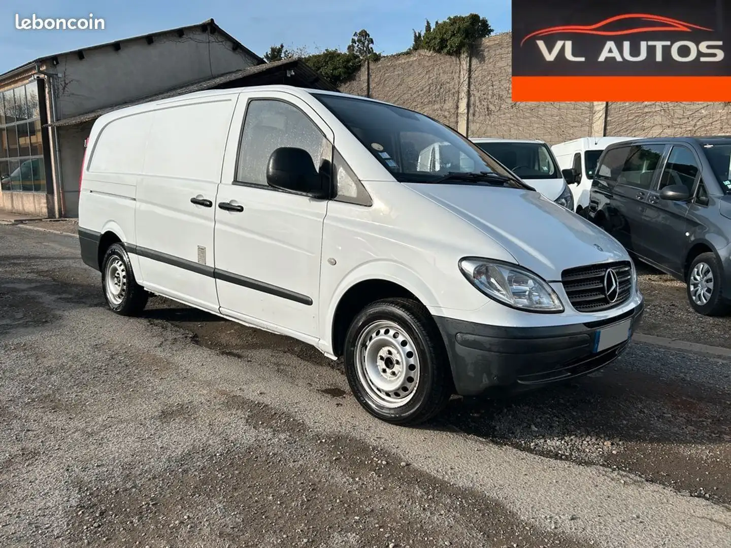 Mercedes-Benz Vito Mercedes frigorifique 2.2l 109 CDI 95cv Année 2008 Blanc - 1