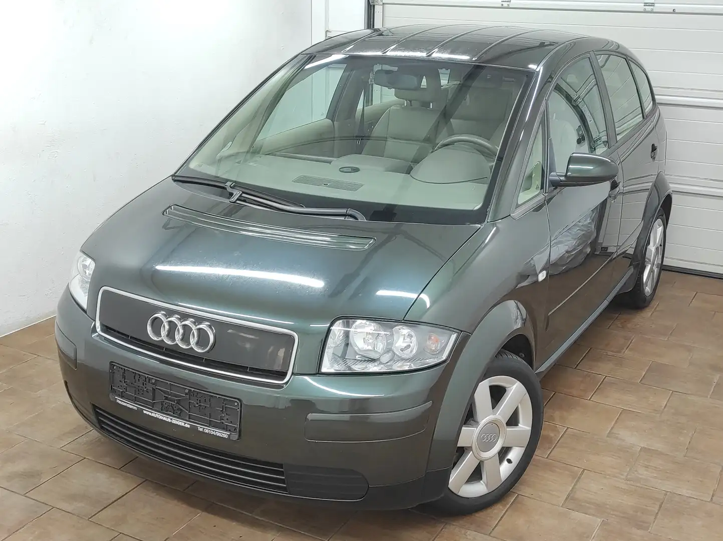 Audi A2 1.4 TDI *TÜV NEU* KLIMAA SHZ LEDER 8RÄDER ZV Grün - 2