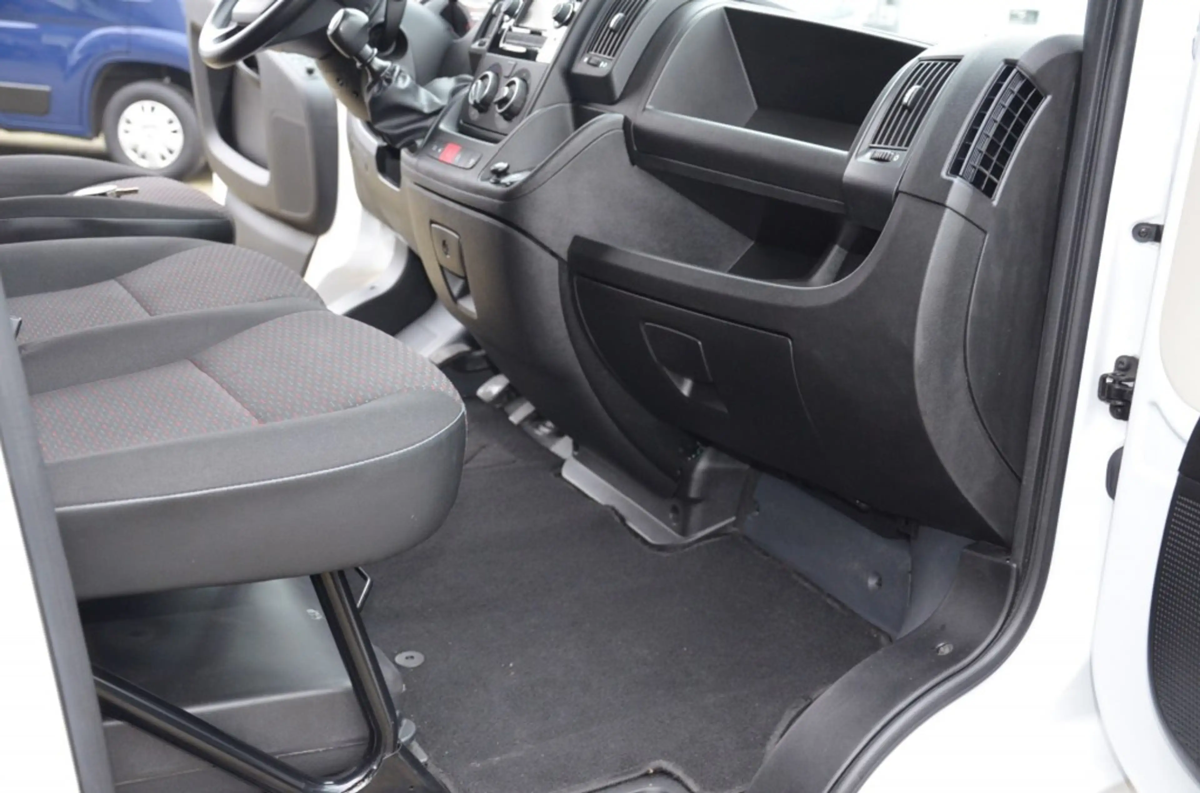 Citroen Jumper 2.2 Blue HDI 165PK 3500 L3H2 Airco ***BPM VRIJ** — photo 7