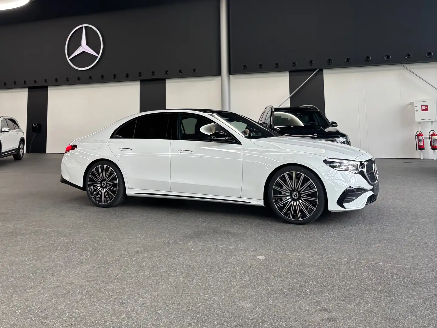 Mercedes-Benz E 450 E 450 d 4Matic 9G-TRONIC Blanc - 1