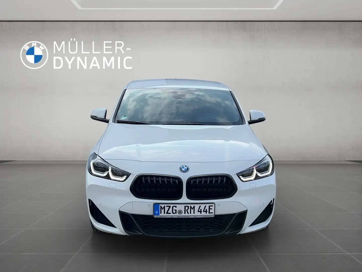 BMW X2 xDrive25e M Sport M Sportpaket Head-Up DAB Weiß - 2