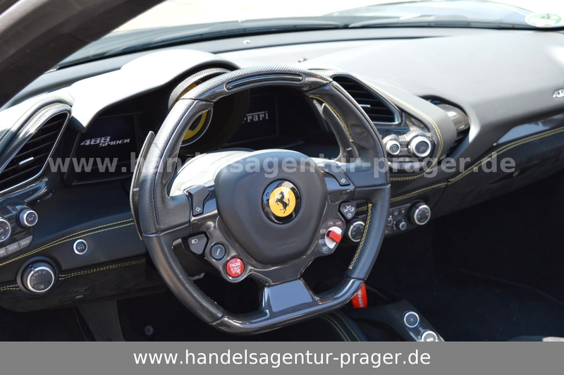 Ferrari 488 Lift viel Carbon Racing Sitze MwSt — photo 15