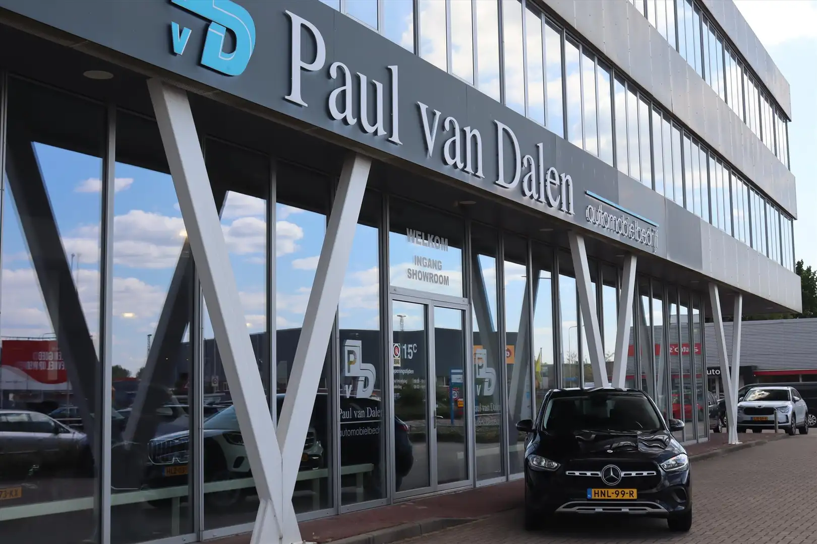 Mercedes-Benz GLA 200 GLA200 163PK AUTOMAAT BUSINESS SOLUTION Navi | Cru Negro - 2
