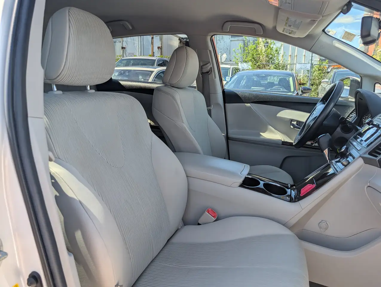 Toyota Venza снимка Toyota Venza