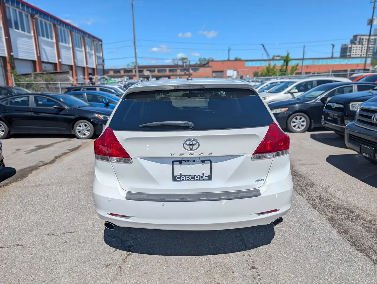 Toyota Venza снимка Toyota Venza